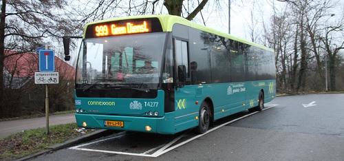 11 bussen in Hoofddorp en omgeving bekogeld